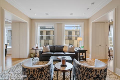 159 E Walton Pl #14E, Chicago, IL 60611 photo 4