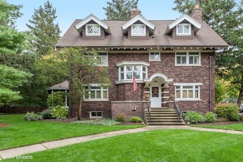 933 Lake Ave, Wilmette, IL 60091