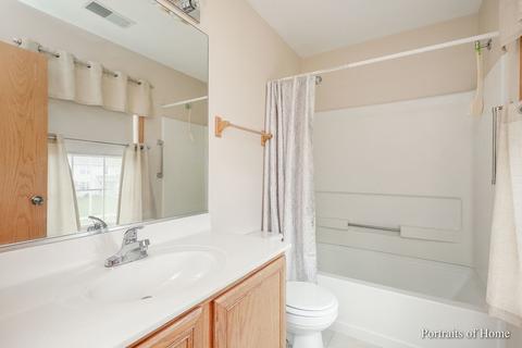5605 Stonybrook Dr, Plainfield, IL 60586 photo 13