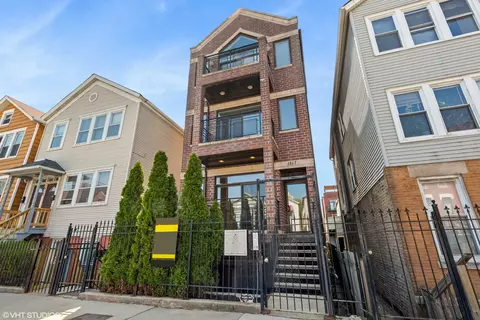 1517 W Augusta Blvd #1, Chicago, IL 60622