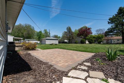 818 Parmon Rd, Bloomington, IL 61701 photo 21