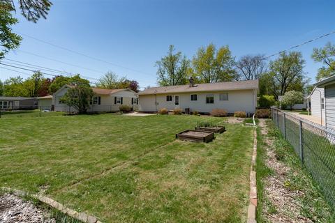 818 Parmon Rd, Bloomington, IL 61701 photo 25