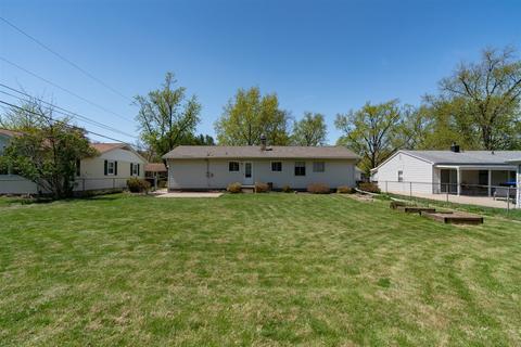 818 Parmon Rd, Bloomington, IL 61701 photo 23