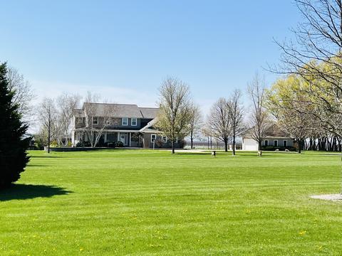 2801 Reynolds Rd, Steward, IL 60553