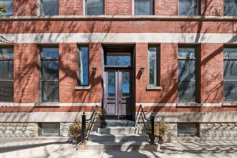 1741 N Orleans St #1S, Chicago, IL 60614