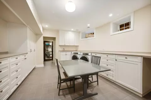 48 E Cedar St, Chicago, IL 60611 photo 43