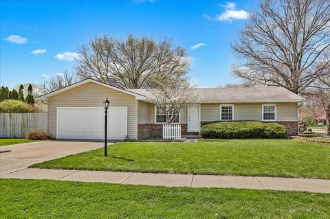 2113 Mayfair Rd, Champaign, IL 61821 photo 1
