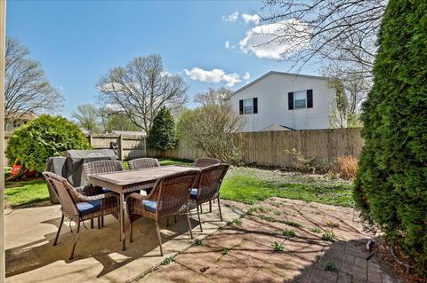 2113 Mayfair Rd, Champaign, IL 61821 photo 5