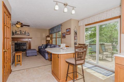 303 Stanhope Ln, Normal, IL 61761 photo 11