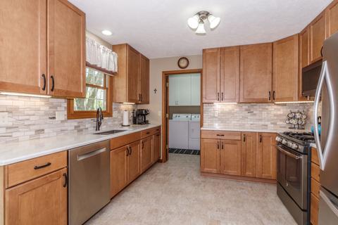 303 Stanhope Ln, Normal, IL 61761 photo 8