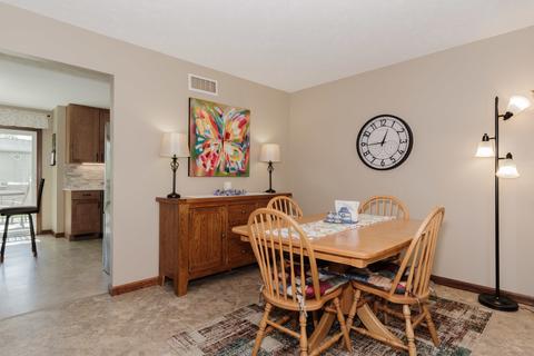 303 Stanhope Ln, Normal, IL 61761 photo 7