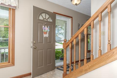 303 Stanhope Ln, Normal, IL 61761 photo 6