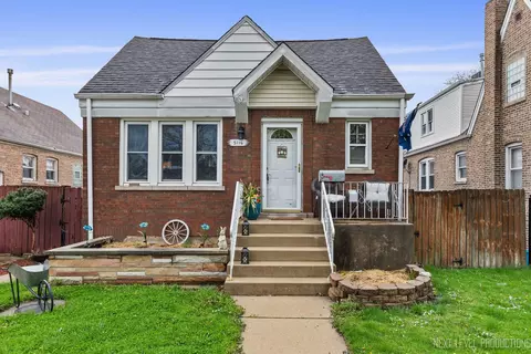 5116 S Laporte Ave, Chicago, IL 60638