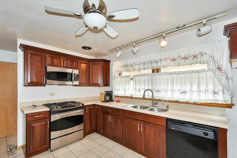 2337 E 83rd St, Chicago, IL 60617 photo 8
