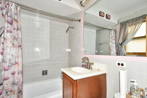2337 E 83rd St, Chicago, IL 60617 photo 12
