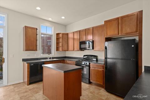 207 Prairie St, Elgin, IL 60120 photo 7