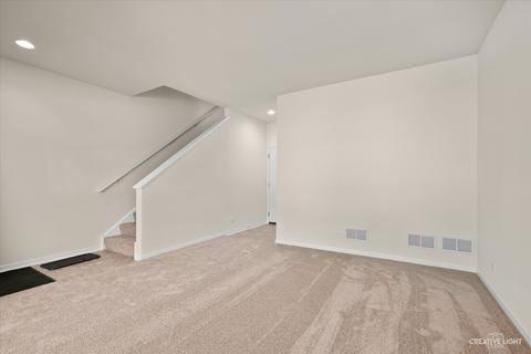 207 Prairie St, Elgin, IL 60120 photo 20