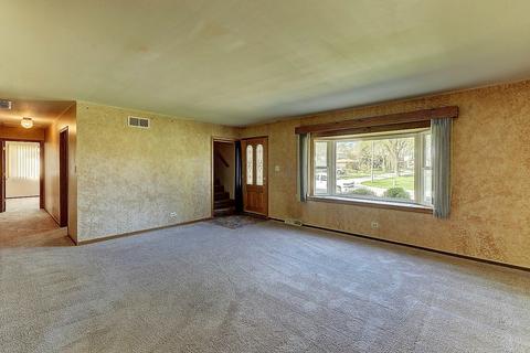 467 S Second St, Peotone, IL 60468 photo 3