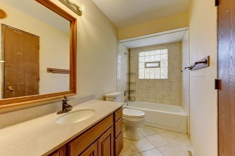 467 S Second St, Peotone, IL 60468 photo 6