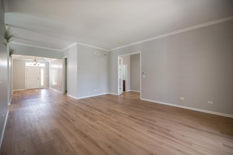 3870 Valhalla Dr, Elgin, IL 60124 photo 7