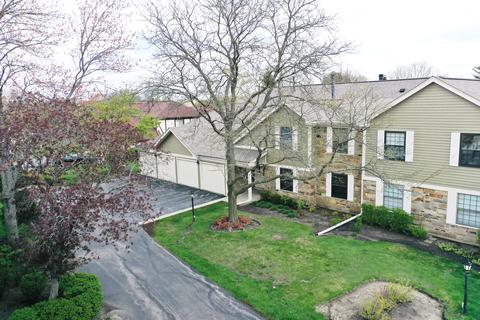 1542 Heather Ct #B1, Wheeling, IL 60090 photo 1