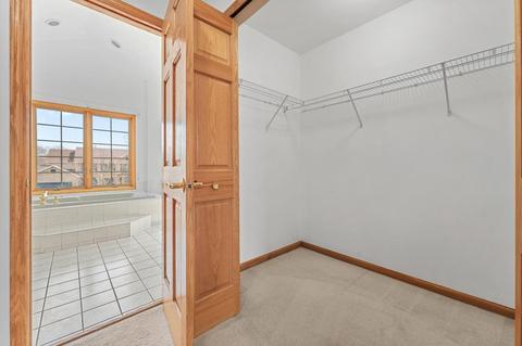 1264 Hunters Ridge E Ln, Hoffman Estates, IL 60192 photo 26