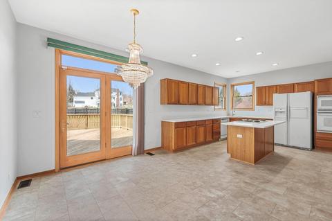 1264 Hunters Ridge E Ln, Hoffman Estates, IL 60192 photo 16