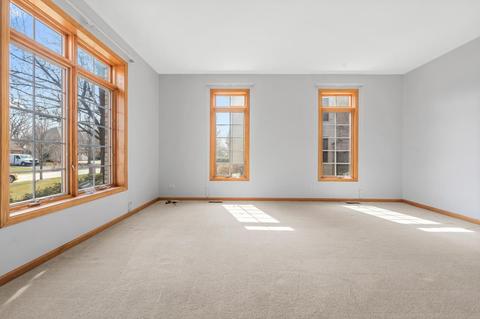1264 Hunters Ridge E Ln, Hoffman Estates, IL 60192 photo 9