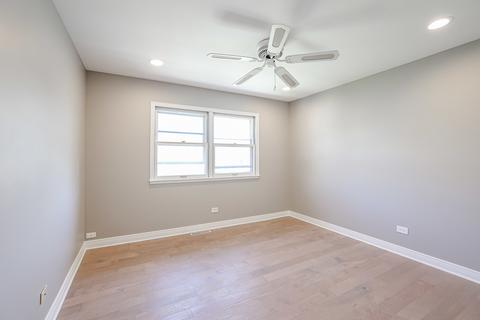 119 Coral Ln, Wheeling, IL 60090 photo 13