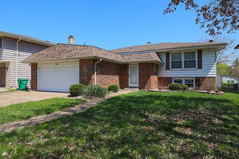119 Coral Ln, Wheeling, IL 60090 photo 2