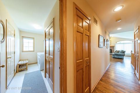 7460 E Plank Trail Ct, Frankfort, IL 60423 photo 10