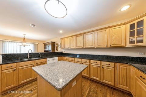 7460 E Plank Trail Ct, Frankfort, IL 60423 photo 8