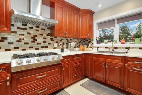 287 Cornell Ave, Des Plaines, IL 60016 photo 9