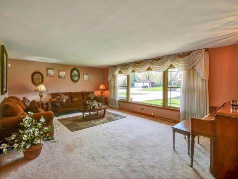 21 W156 W Par Ln W, Itasca, IL 60143 photo 5