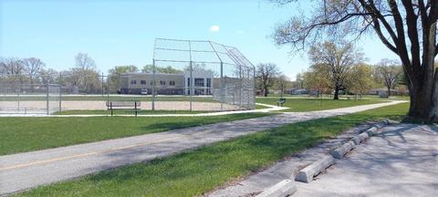 2762 Circle Dr, Markham, IL 60428 photo 5