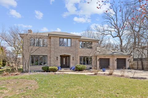 4 N241 Maple Ave, Addison, IL 60101