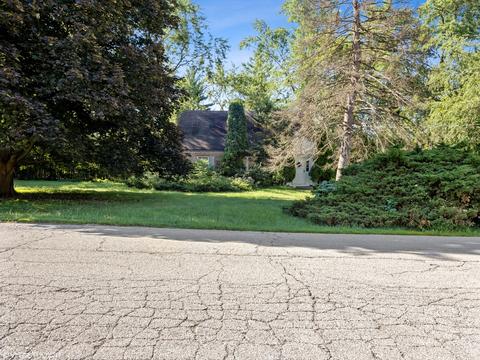 3601 Countryside Ln, Glenview, IL 60025