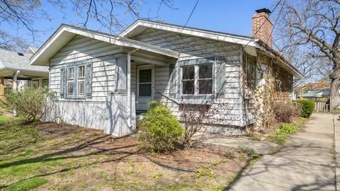 1721 N Court St, Rockford, IL 61103