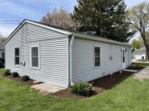 626 Spring Ave, Dekalb, IL 60115 photo 5