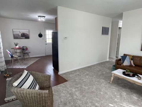 626 Spring Ave, Dekalb, IL 60115 photo 9