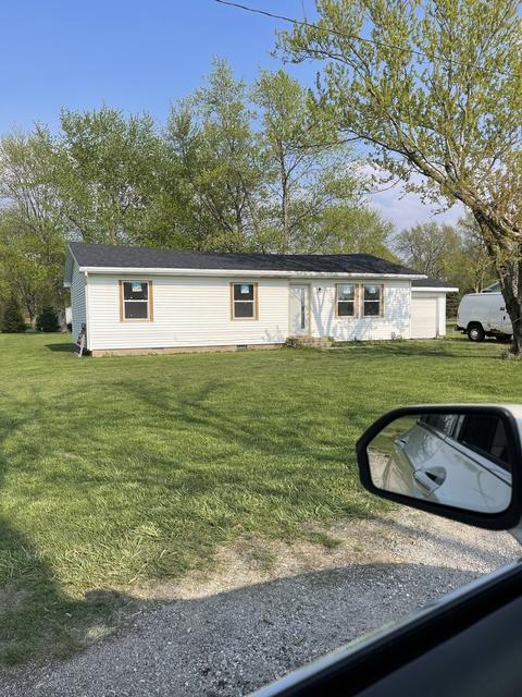 403 N 1st St, Sheldon, IL 60966