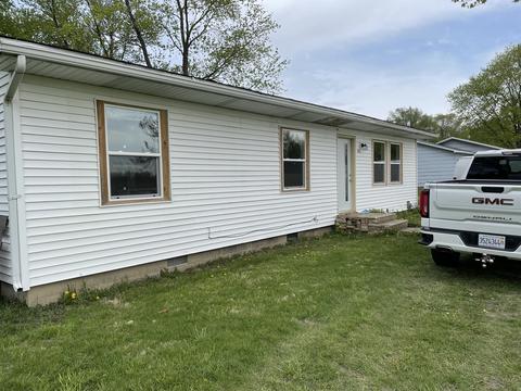 403 N 1st St, Sheldon, IL 60966 photo 17
