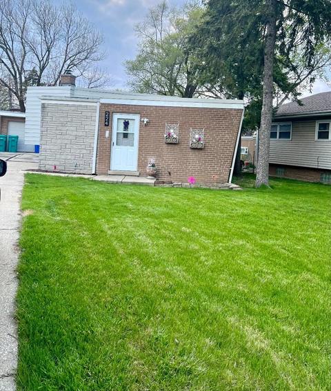 224 N Forest Ave, Hillside, IL 60162 photo 3