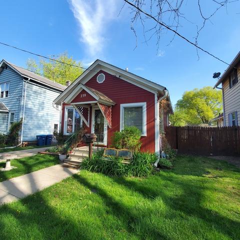 239 Williams St, Aurora, IL 60506