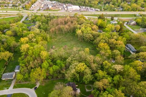 29 W548 Cape Ave, West Chicago, IL 60185