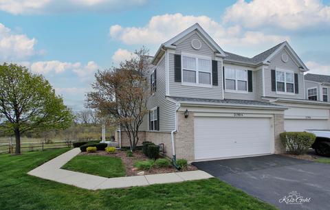 2190 Braeburn Dr #A, Wauconda, IL 60084