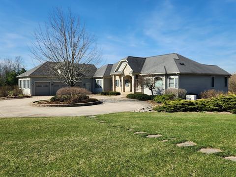 10701 Knickerbocker Rd, Harvard, IL 60033 photo 2