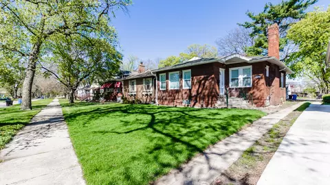10623 S Church St, Chicago, IL 60643