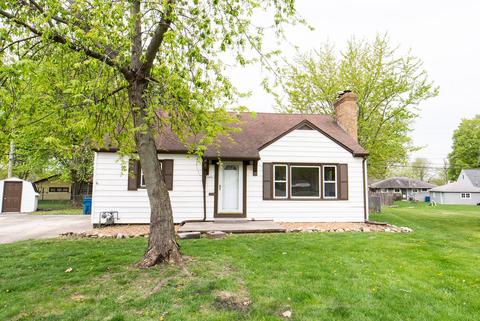 1343 Nw Cir, Kankakee, IL 60901