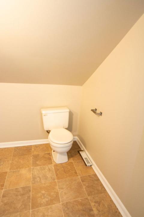 1343 Nw Cir, Kankakee, IL 60901 photo 23